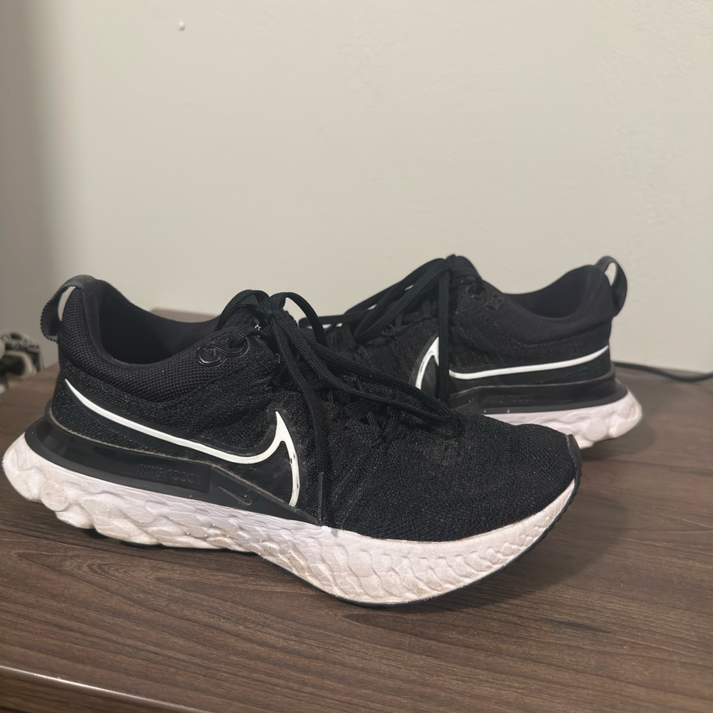 Nike Black and White Athletic Sneakers